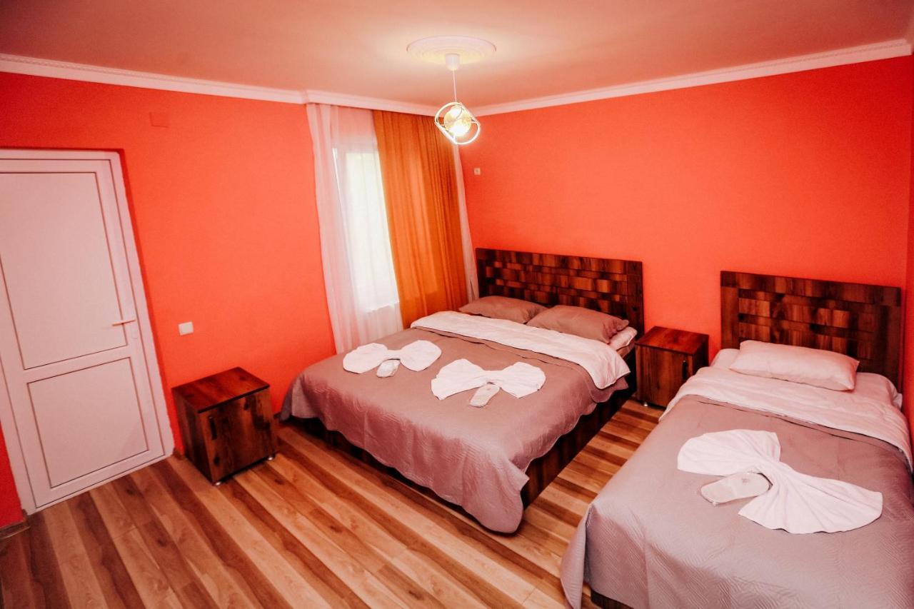 Bebo Babu Guest House Kutaisi Ngoại thất bức ảnh