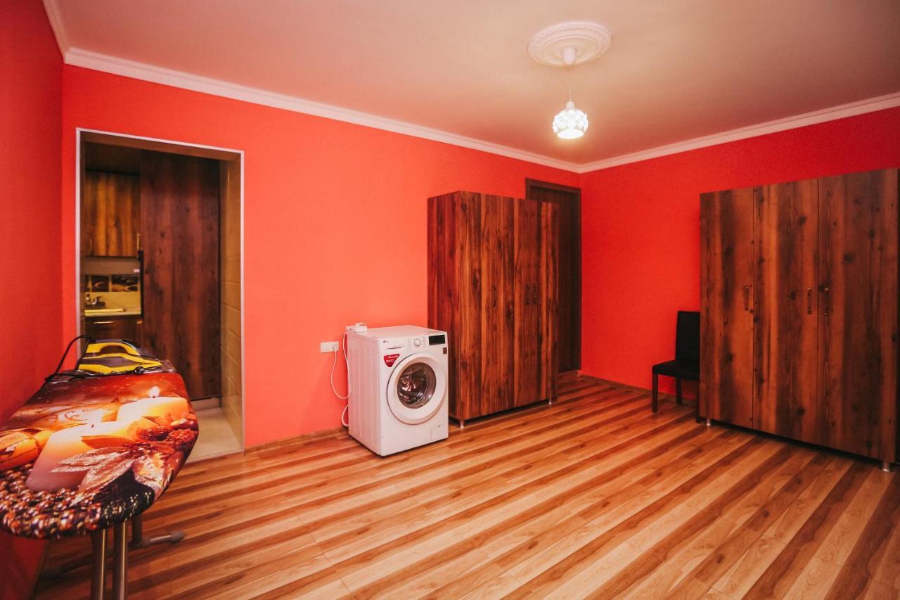 Bebo Babu Guest House Kutaisi Ngoại thất bức ảnh